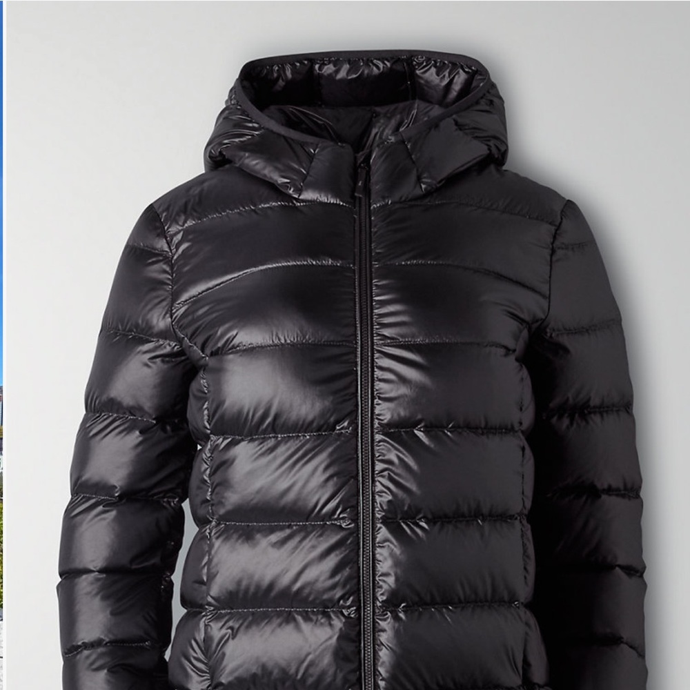 “Tna” little puff coat, Brand New.